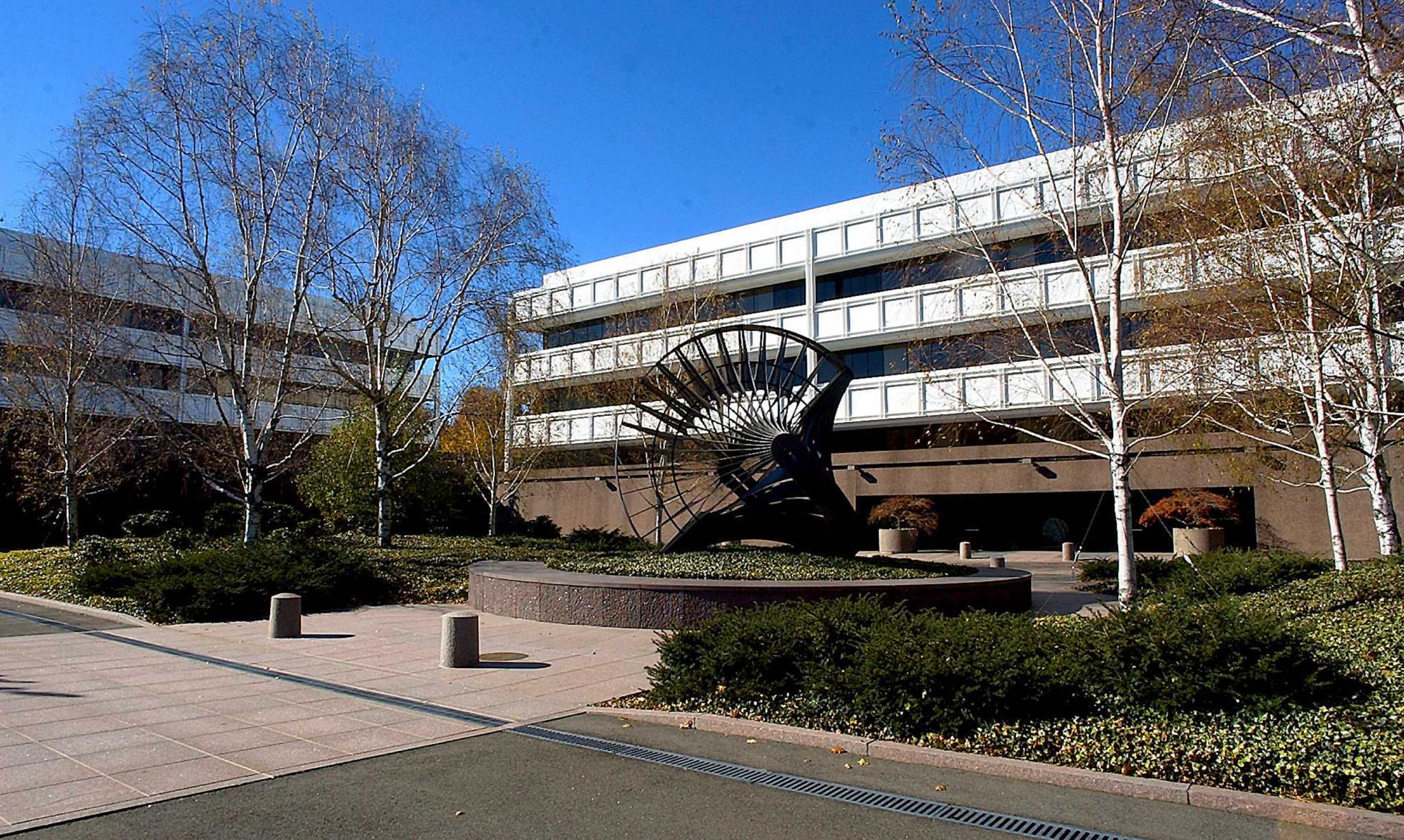 Boston lands GE headquarters