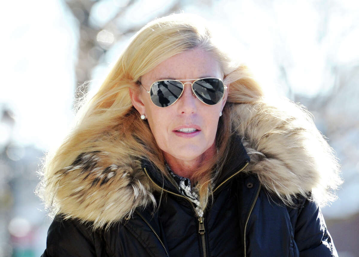 Winter weather outlooks for Connecticut 201617