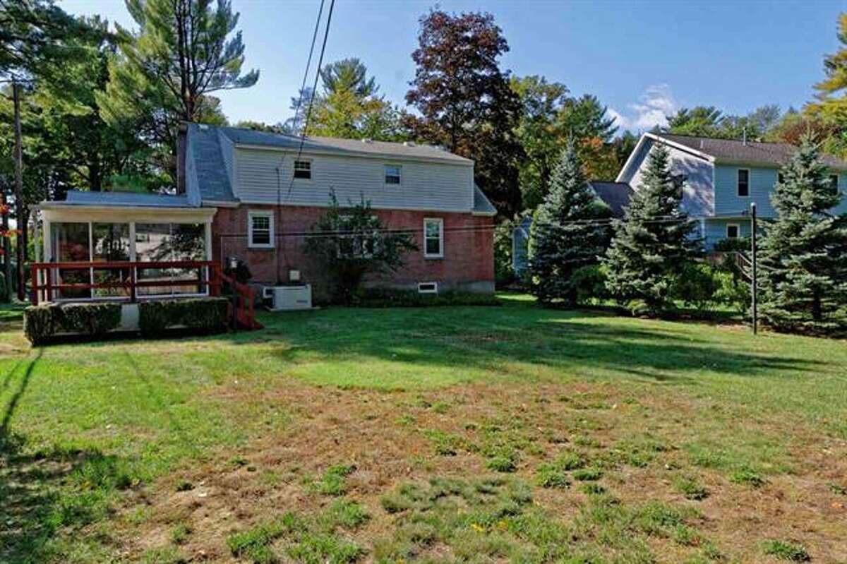 Featured Home Cape Cod in Bethlehem