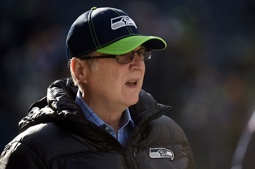 Former Seahawks owner Paul Allen to be inducted into Ring of Honor - Field  Gulls