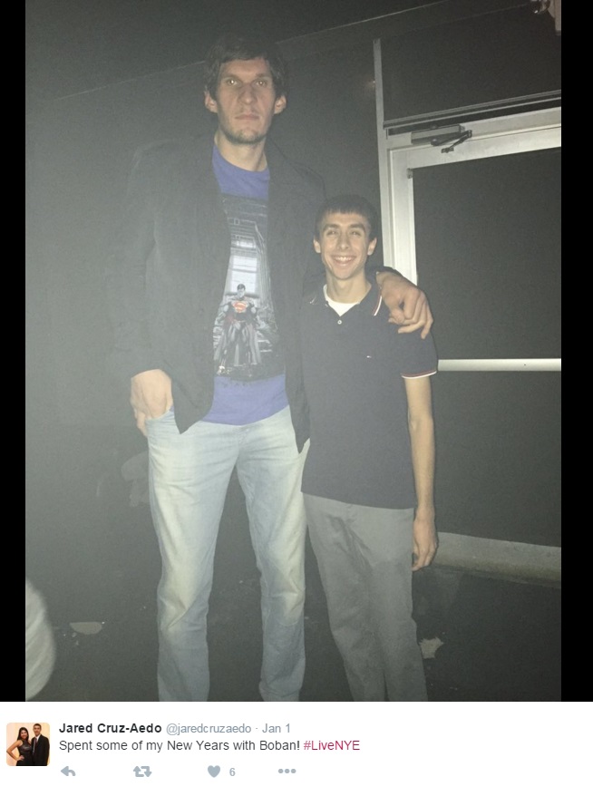 Alley-Oop Drunk - - Boban Marjanovic's HAND, though. 😳