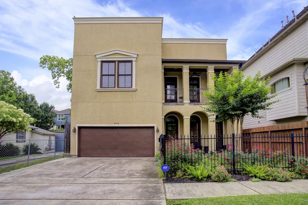 800,000 homes in Houston, San Francisco, Detroit and Danbury, Conn.