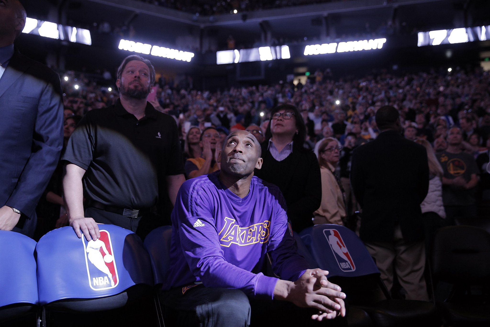 Warriors defeat Lakers 116-98 in Kobe Bryant's last game at Oracle Arena