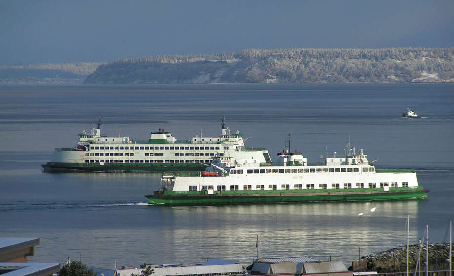 Suspicious package shuts down ferry route in Edmonds