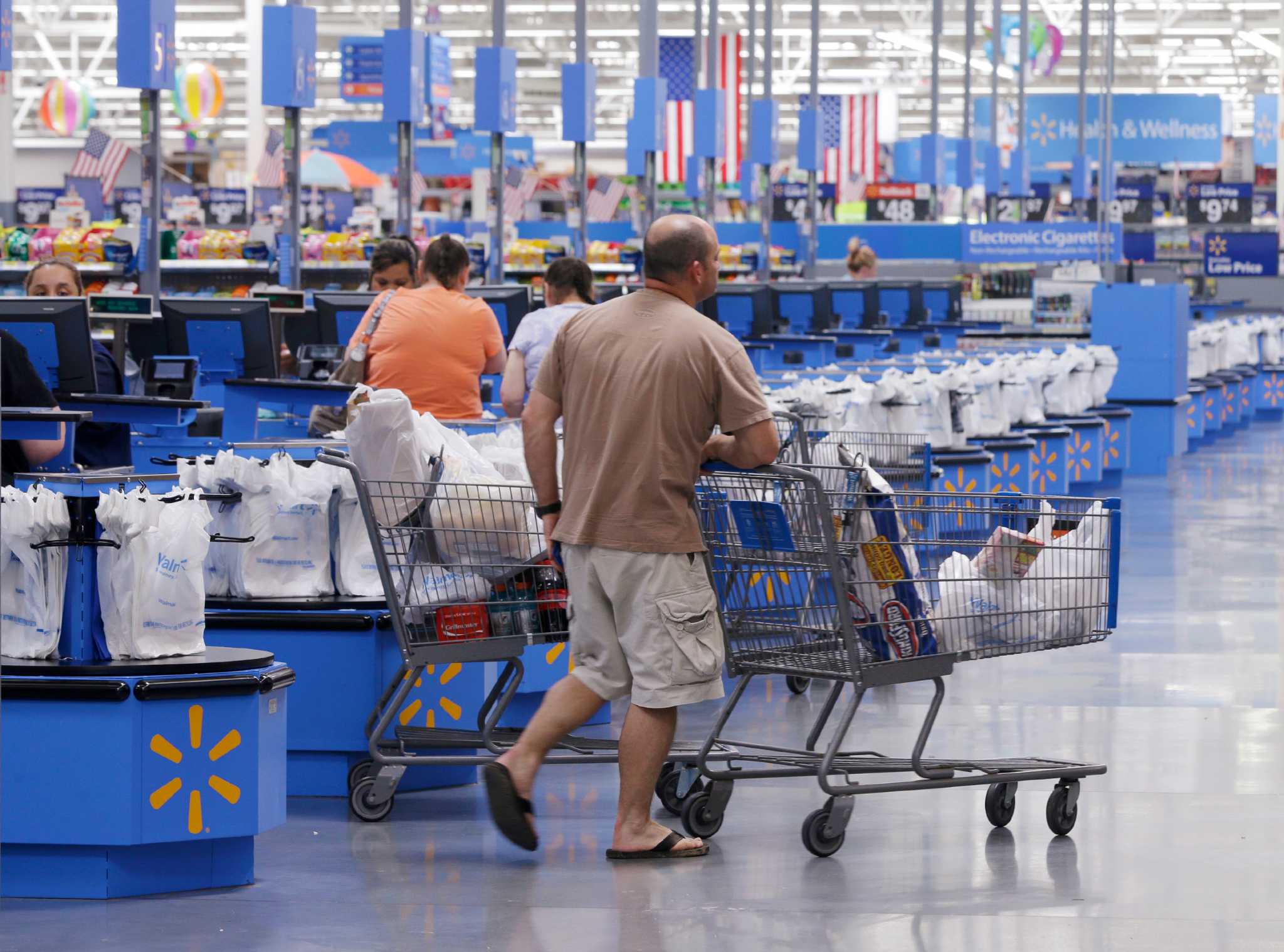 WalMart struggles to keep a hold on its turf