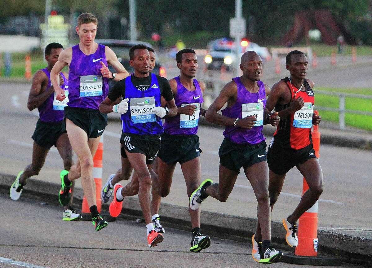 Fashion, style of the 42nd annual Houston Marathon