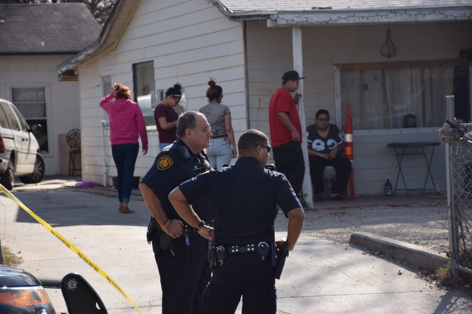 Police search Southwest Side neighborhood after shooting injures at ...