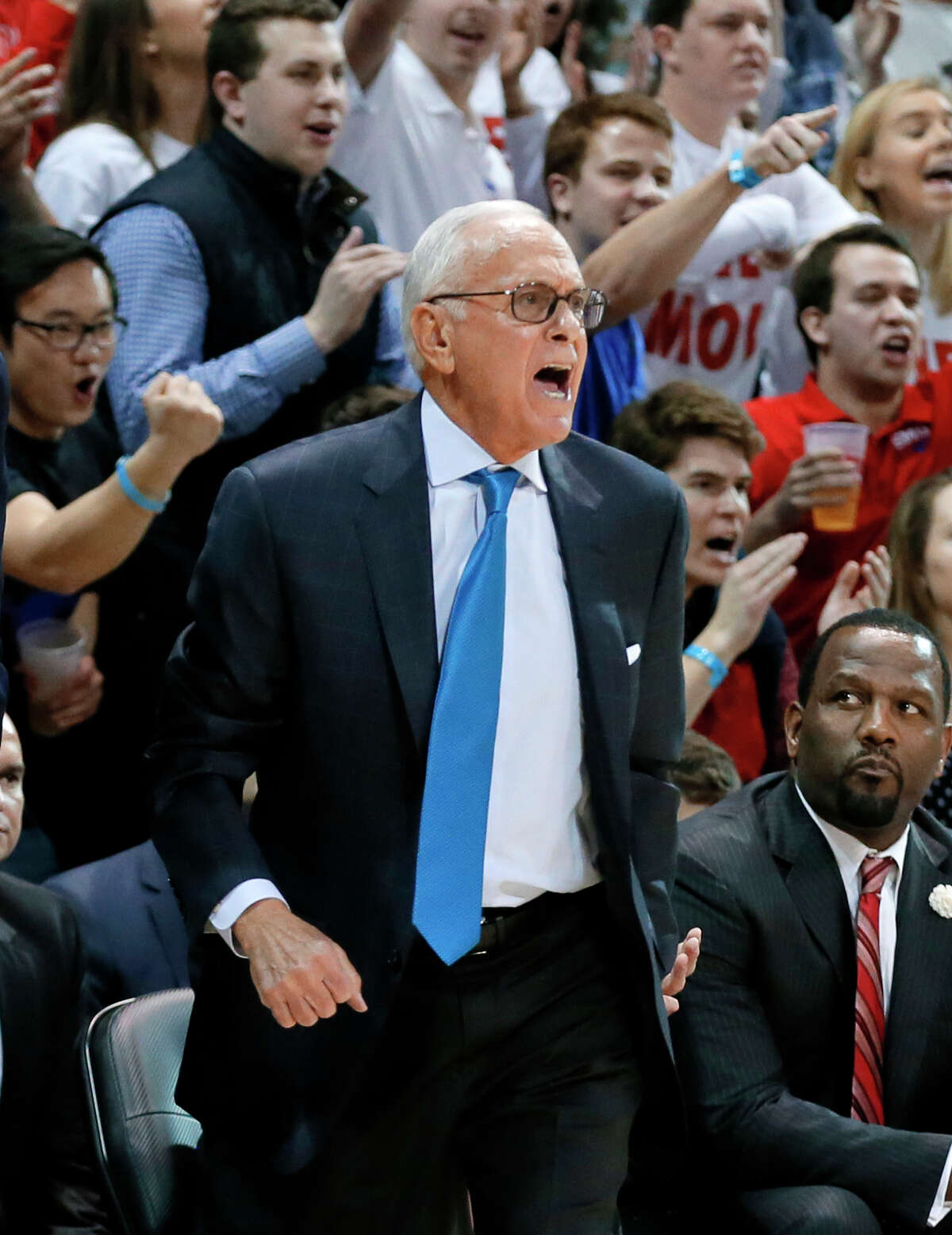 Larry Brown steps down as SMU basketball coach