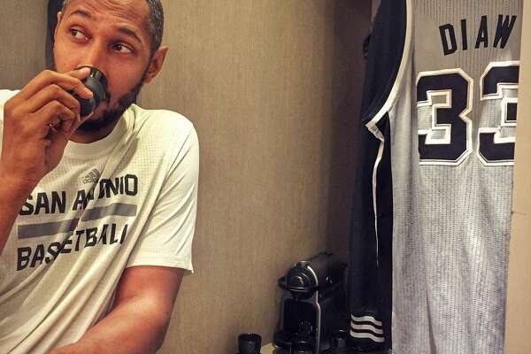 boris diaw spurs jersey