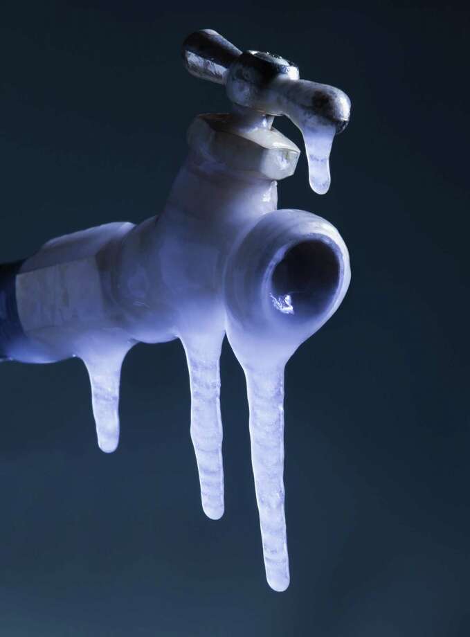 dripping faucet during freezing weather