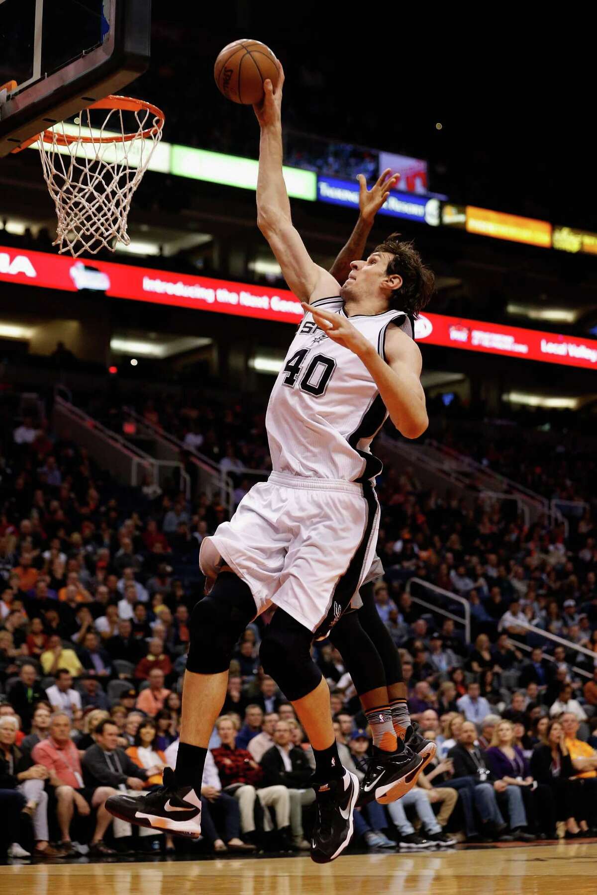 boban standing dunk