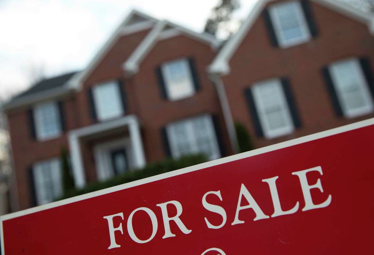 Americans bought roughly 5.26 million homes in 2015, a 6.5 percent increase over 2014, while the median sales price rose 6.8 percent to $222,400, the National Association of Realtors reported Friday.