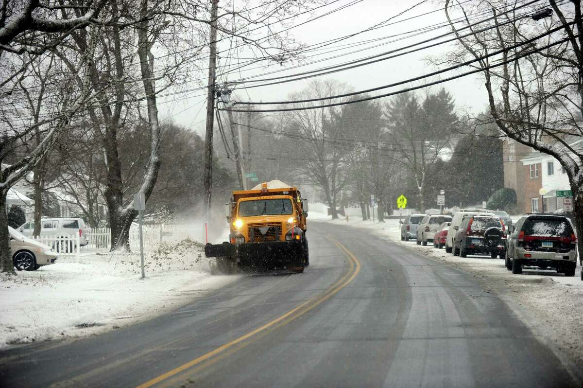 Danbury area deals with snow and high winds