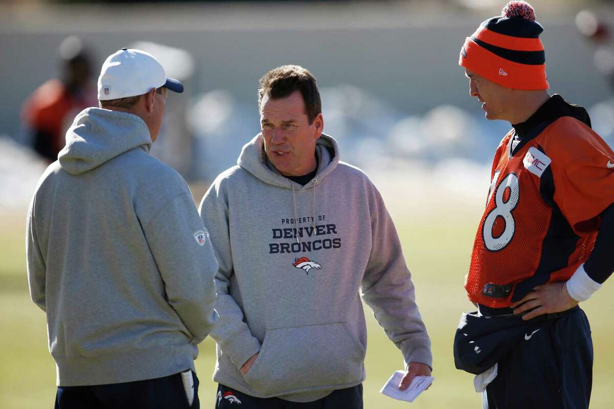 Former Texans coach Gary Kubiak (middle) went back to Peyton Manning (right) for the playoffs, and he responded by leading the Broncos into the AFC championship game.