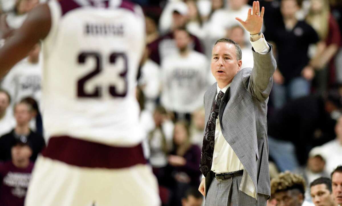 Texas A&M head coach Billy Kennedy calls out plays during the first half against Missouri on Jan. 23, 2016, in College Station.