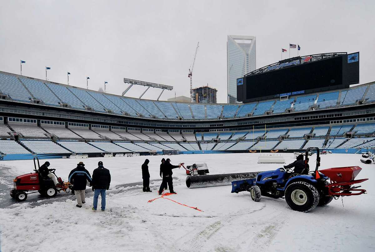 QBs Newton, Palmer take differing styles into NFC title game