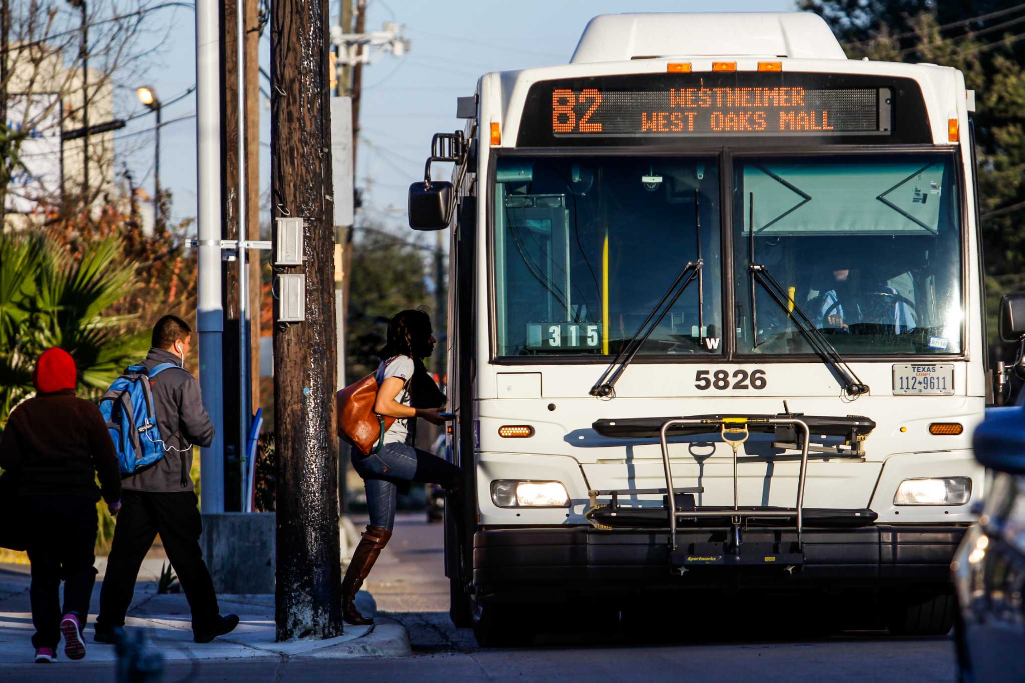 Houston's public transit challenges highlighted in U.S. analysis of bus