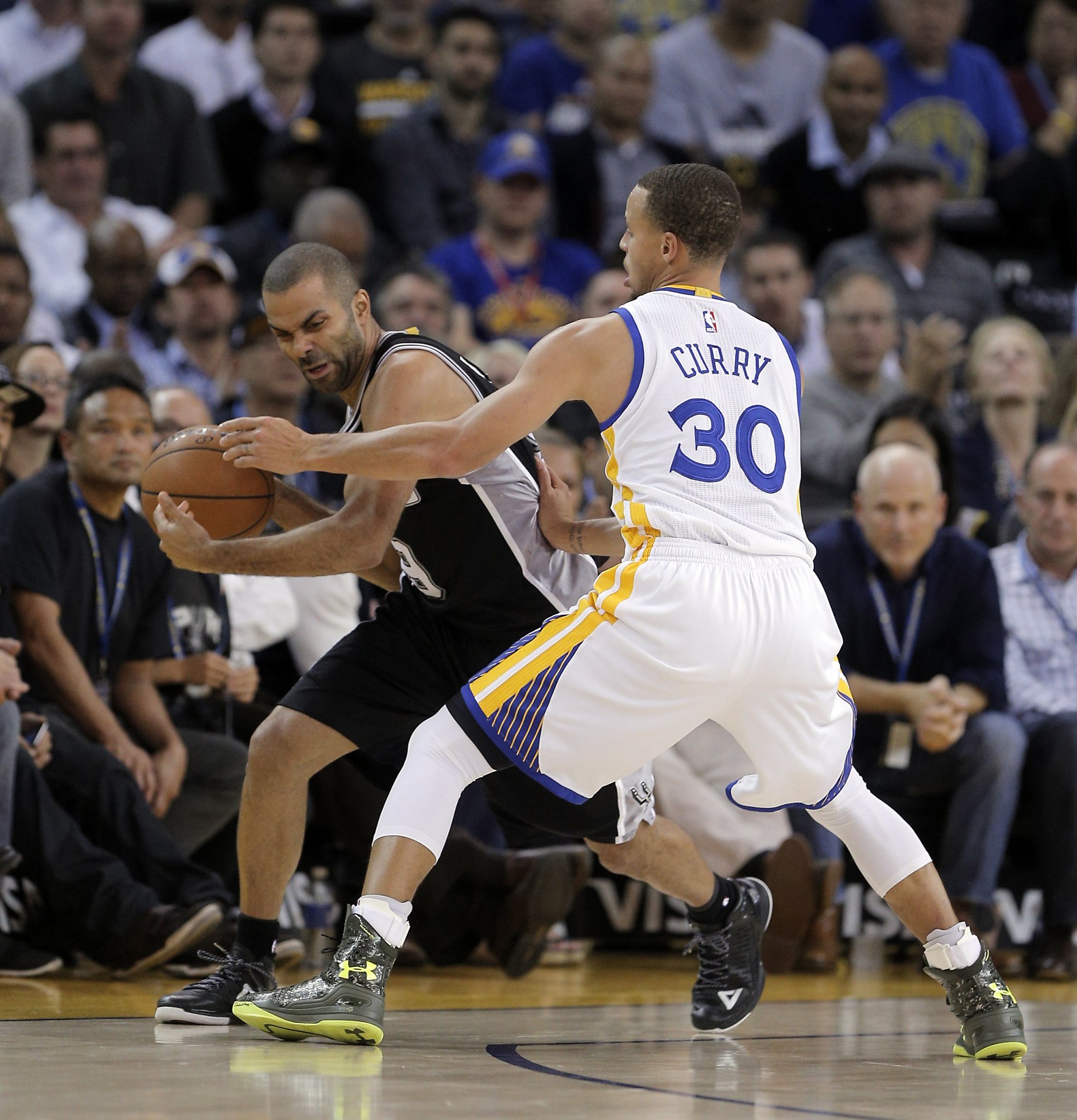 Warriors’ Curry vs. Spurs’ Parker is matchup to watch