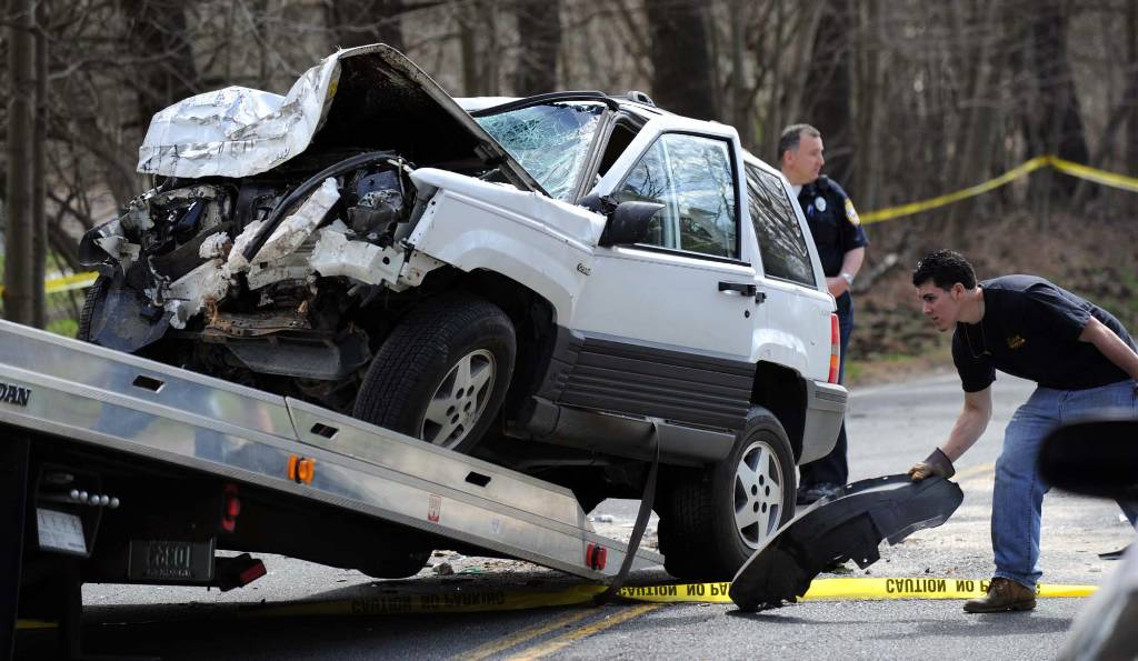 Woman Killed In Bethel Crash - NewsTimes