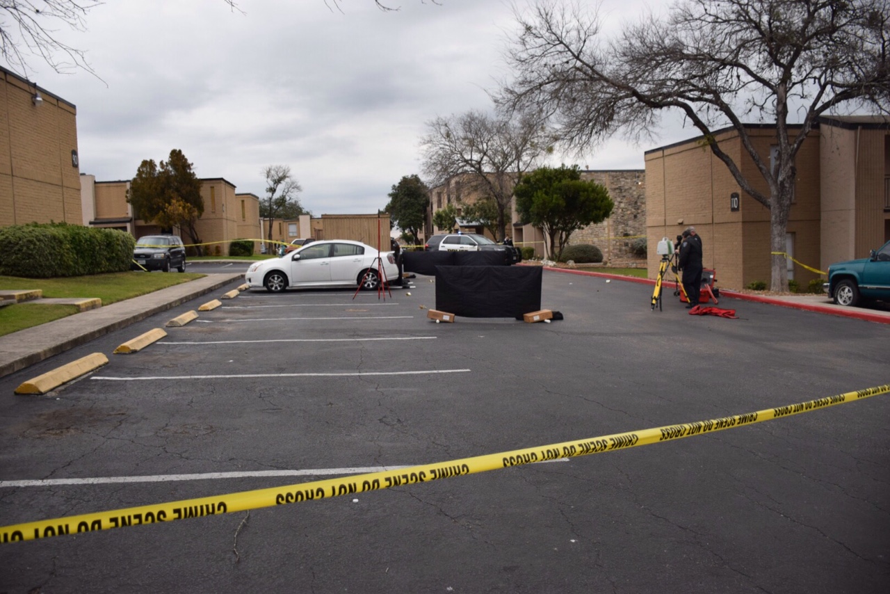 Man shot to death in NW Side apartment complex parking lot was 19 ...