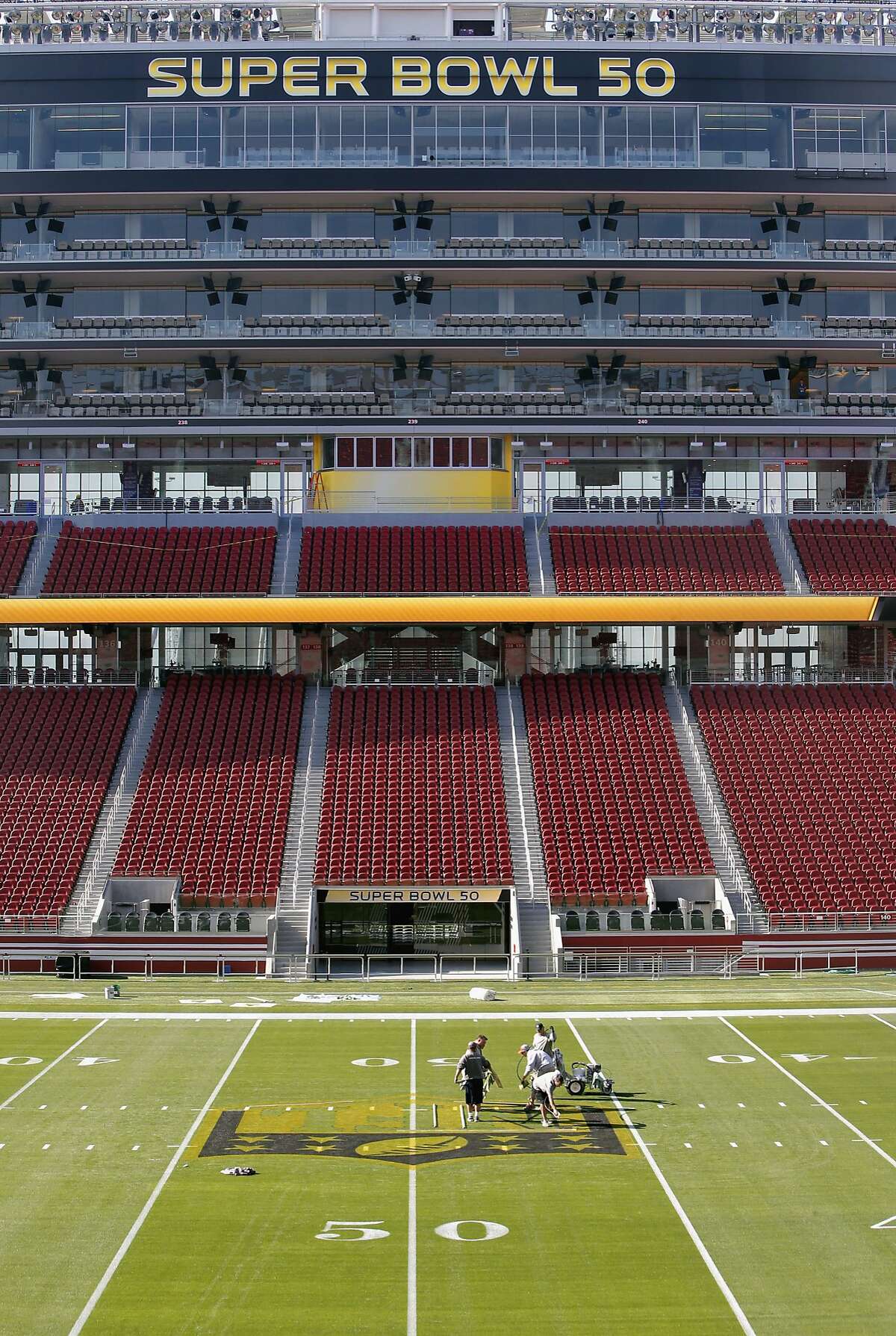 NFL gives sneak peek at Levi's Stadium tricked out for Super Bowl