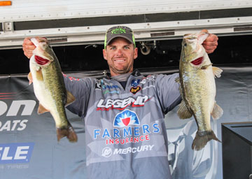 Castledine champions boater division at Ram Open Series kick-off on Sam ...