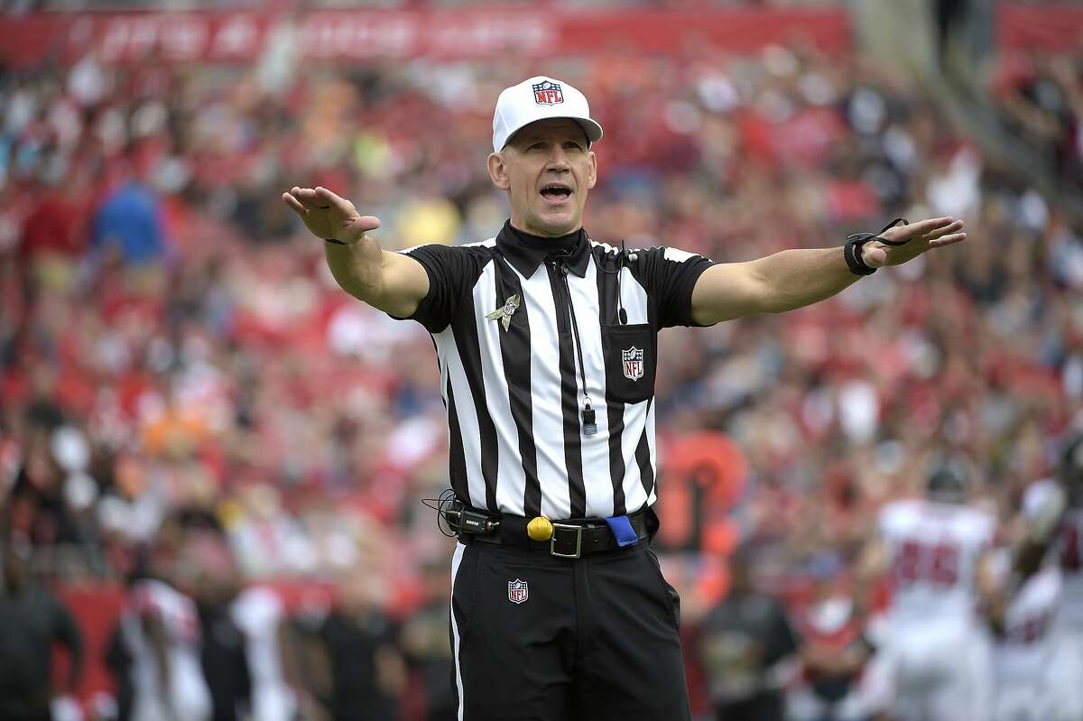 How did 4 referees who live in southern California get assigned to the NFC  championship game?