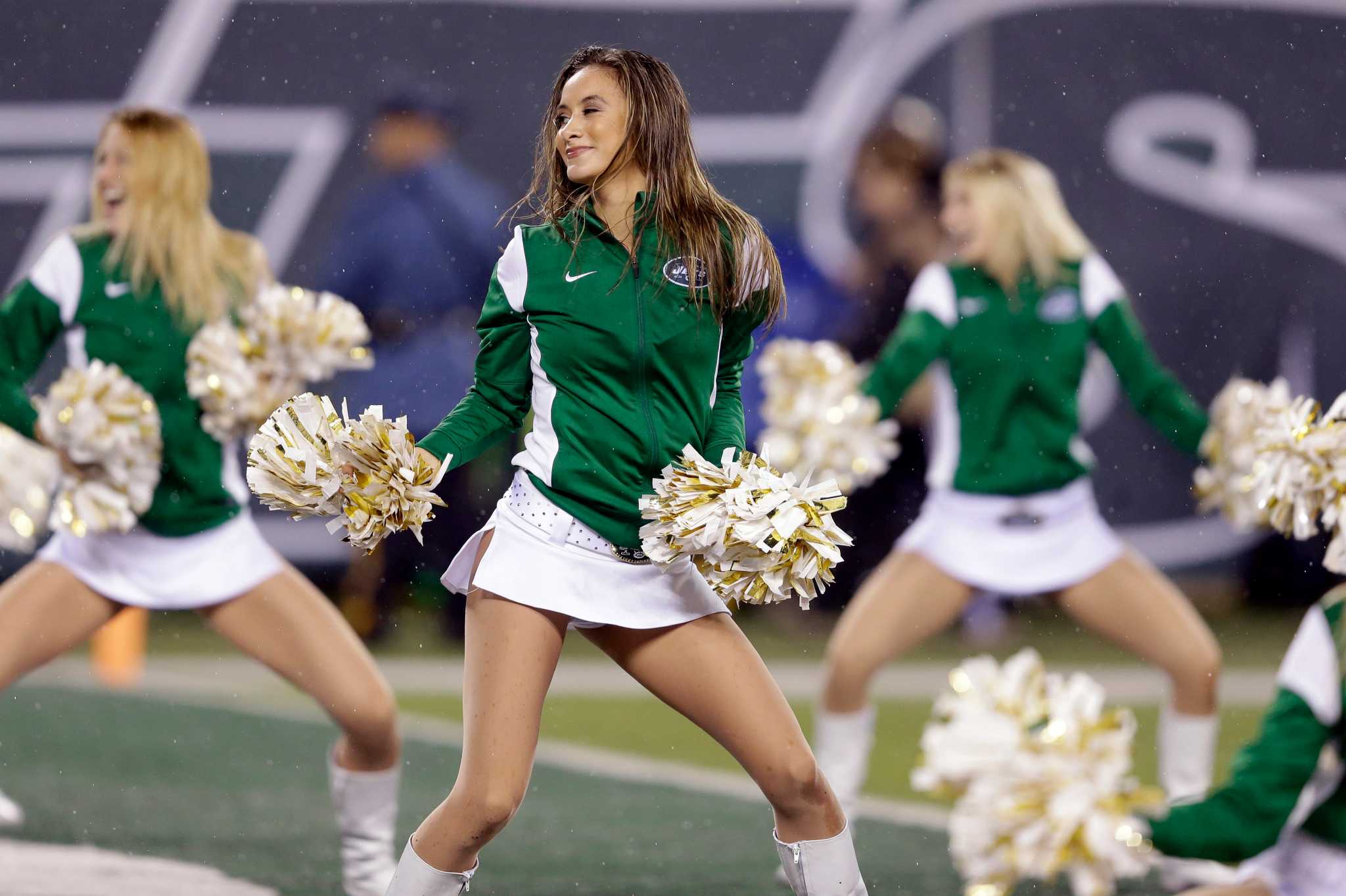 Jets cheerleaders win 324K Times Union