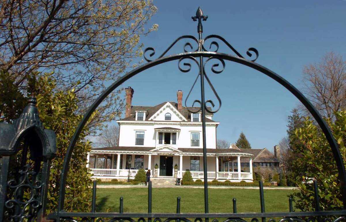 Chesterfield Inn, last historic hotel in Stamford, goes up for sale