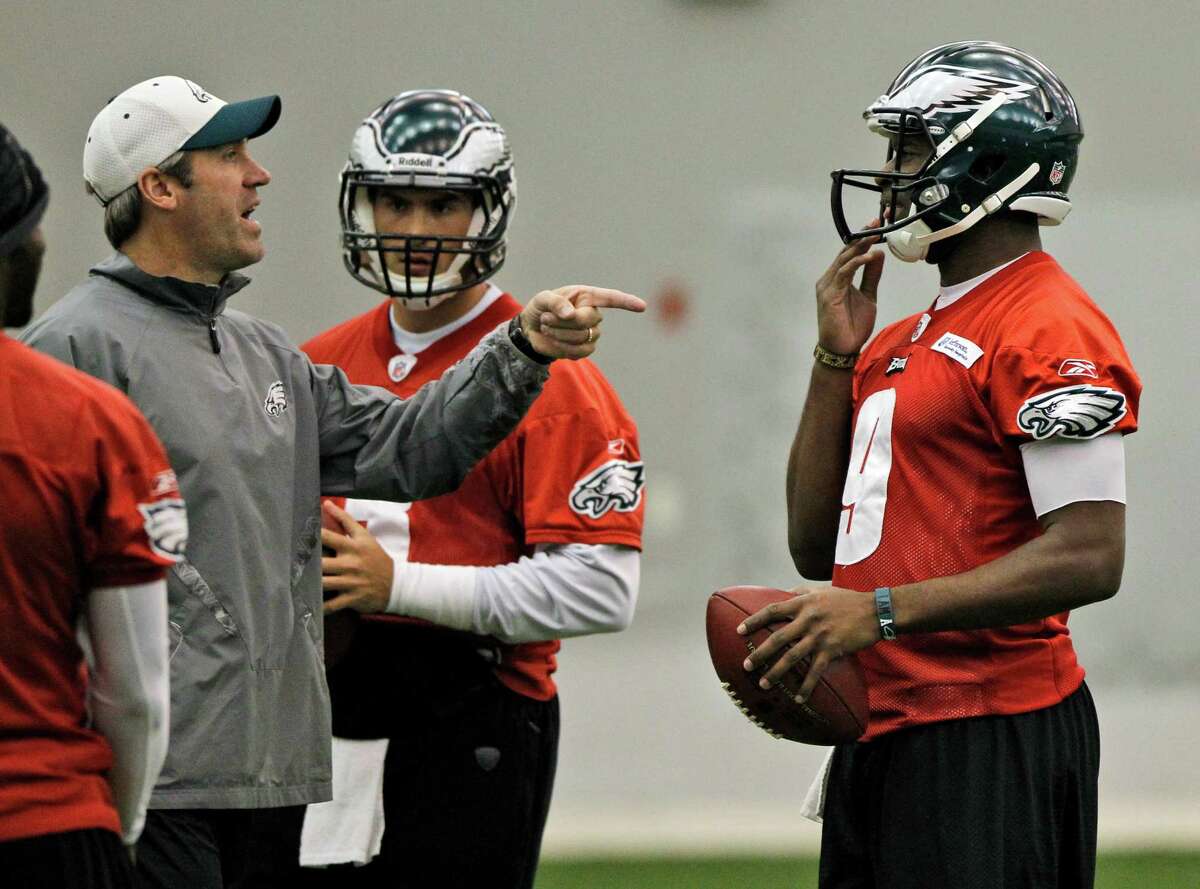 Philadelphia Eagles quarterback Vince Young throws the ball as he