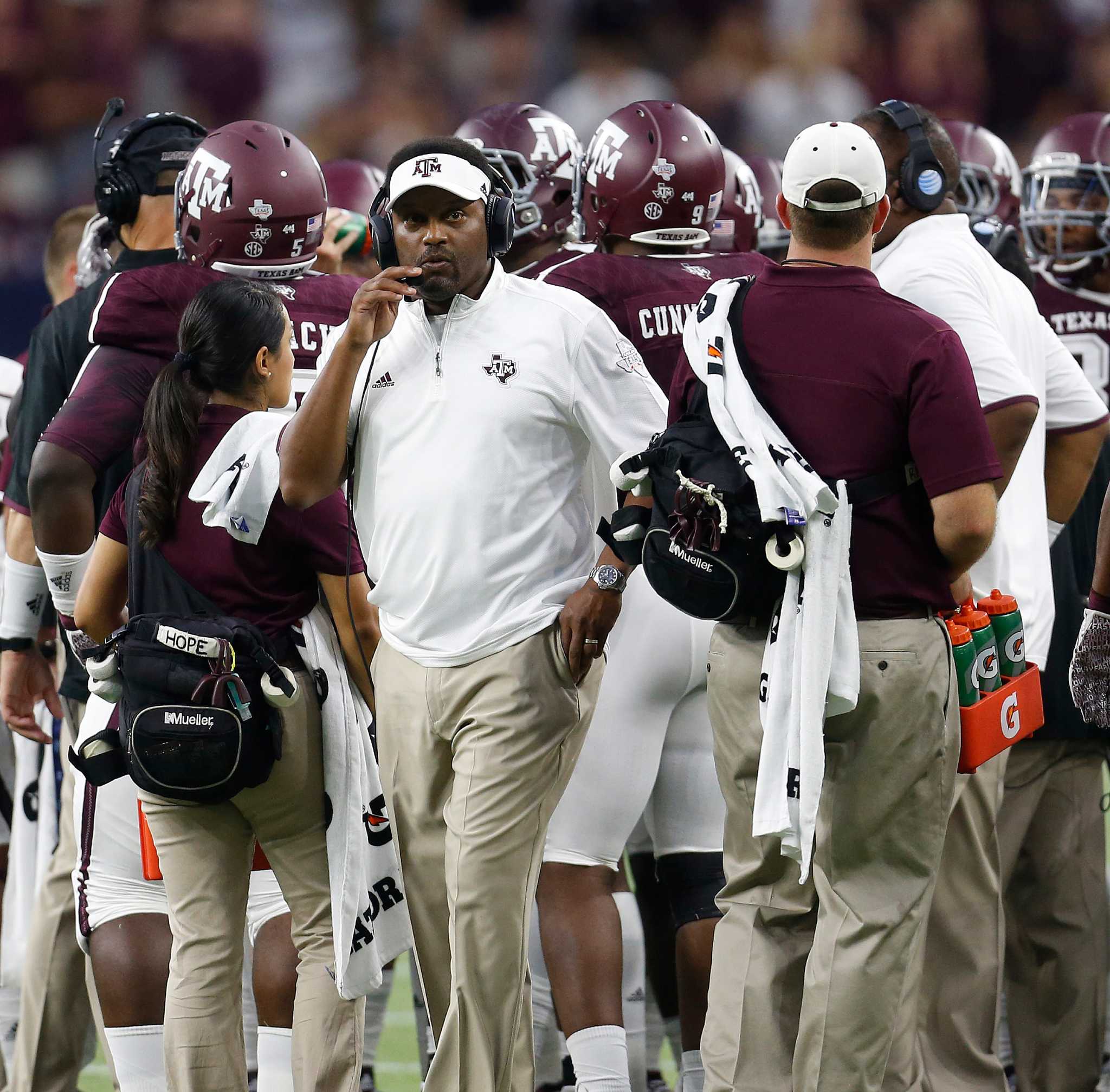 Texas A&M football: What does Gig Em mean, explained