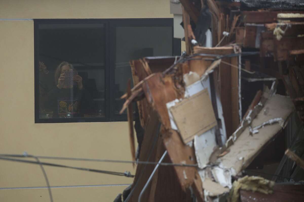 2.1 million house sliding down S.F. hill faces wrecking ball