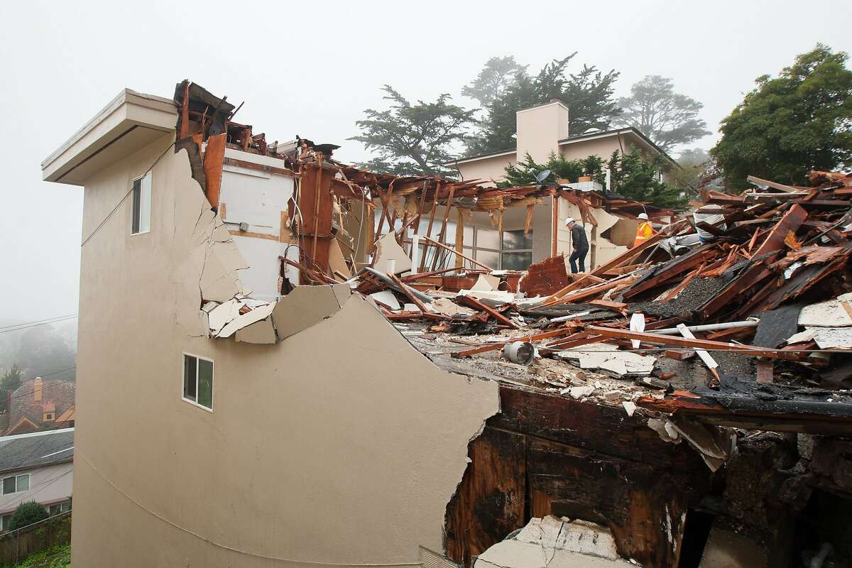 2.1 million house sliding down S.F. hill faces wrecking ball