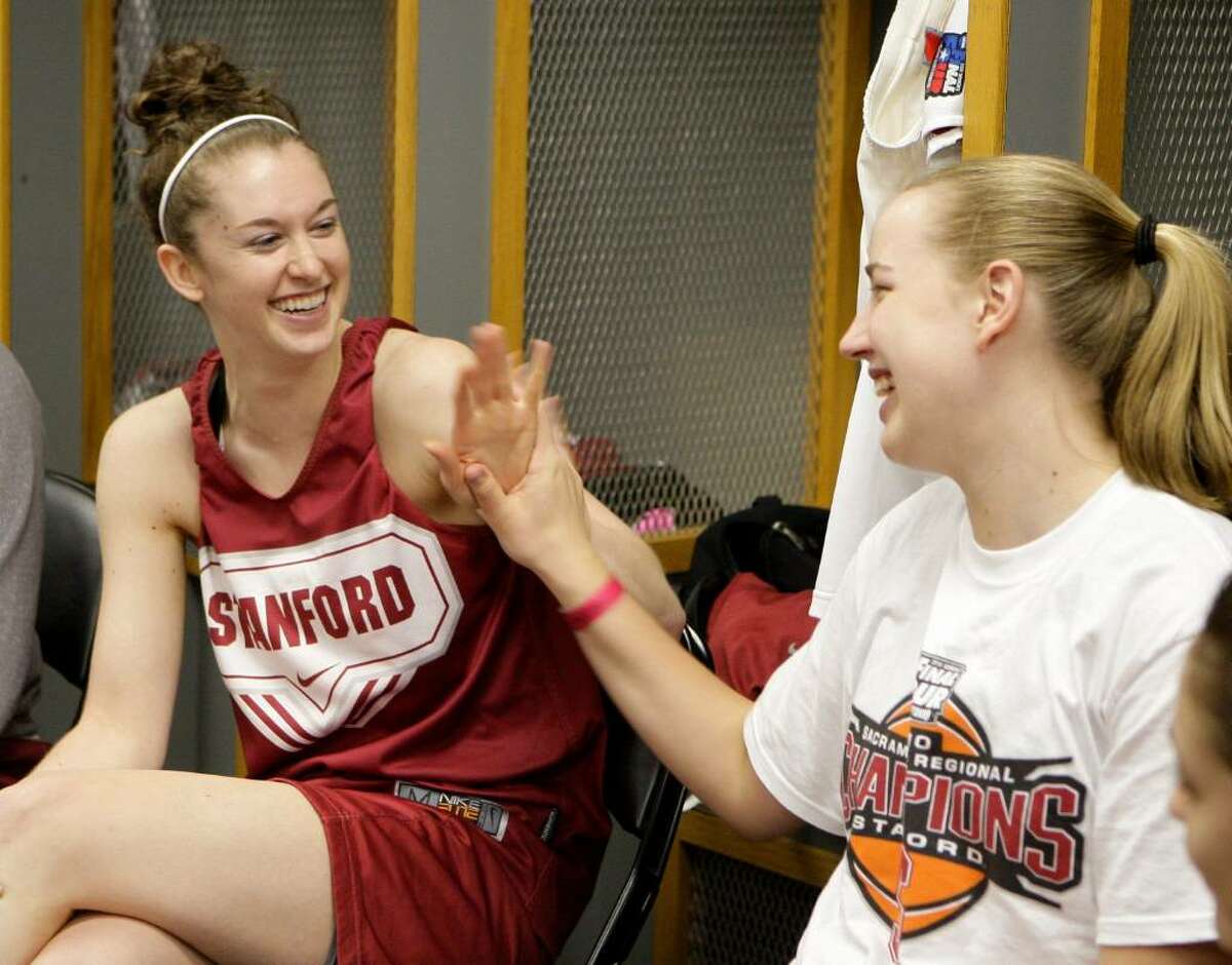 Stanford out to deny UConn a second straight title