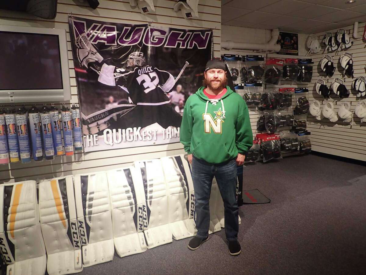 Packed bags, side jobs in the Federal Hockey League