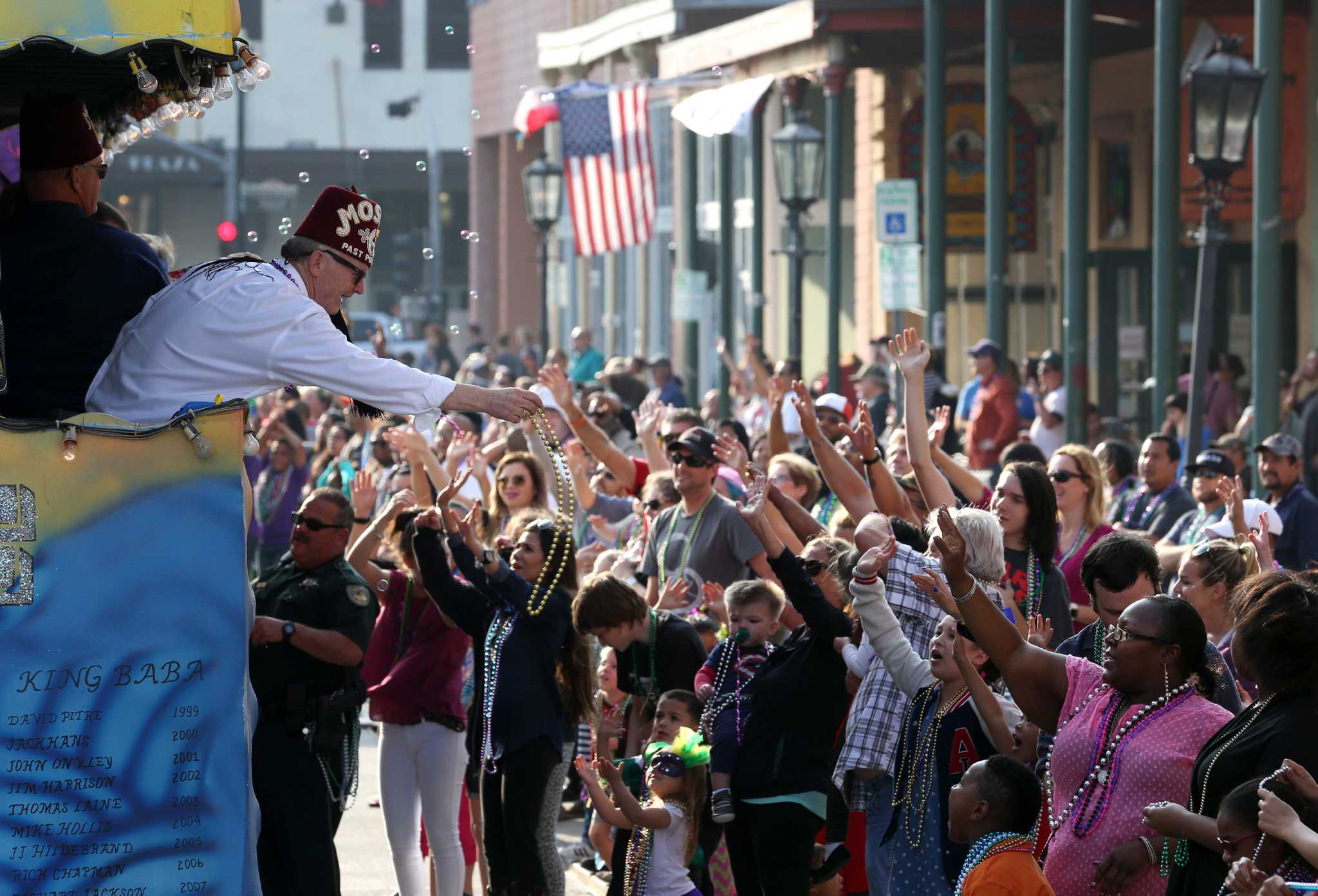 Police 22 Mardi Gras Weekend Arrests In Line With Other Years 