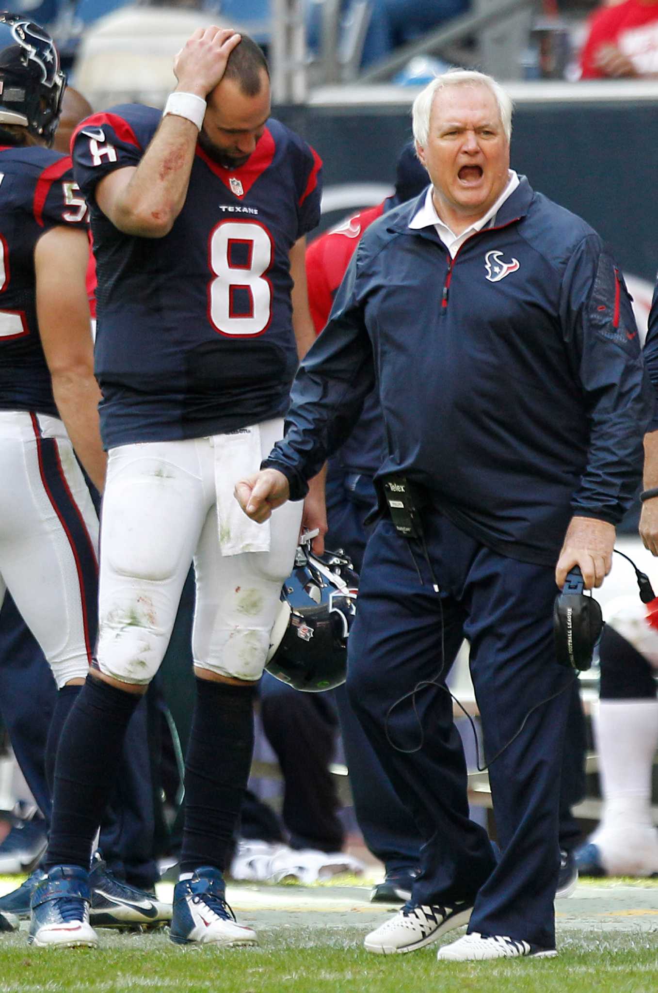 Broncos' Wade Phillips' name was misspelled on his Super Bowl ring