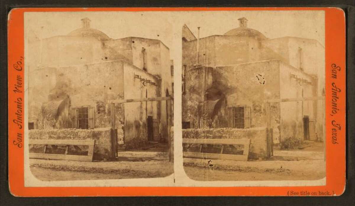 San Fernando CathedralStereoscopic view, 1876-1879