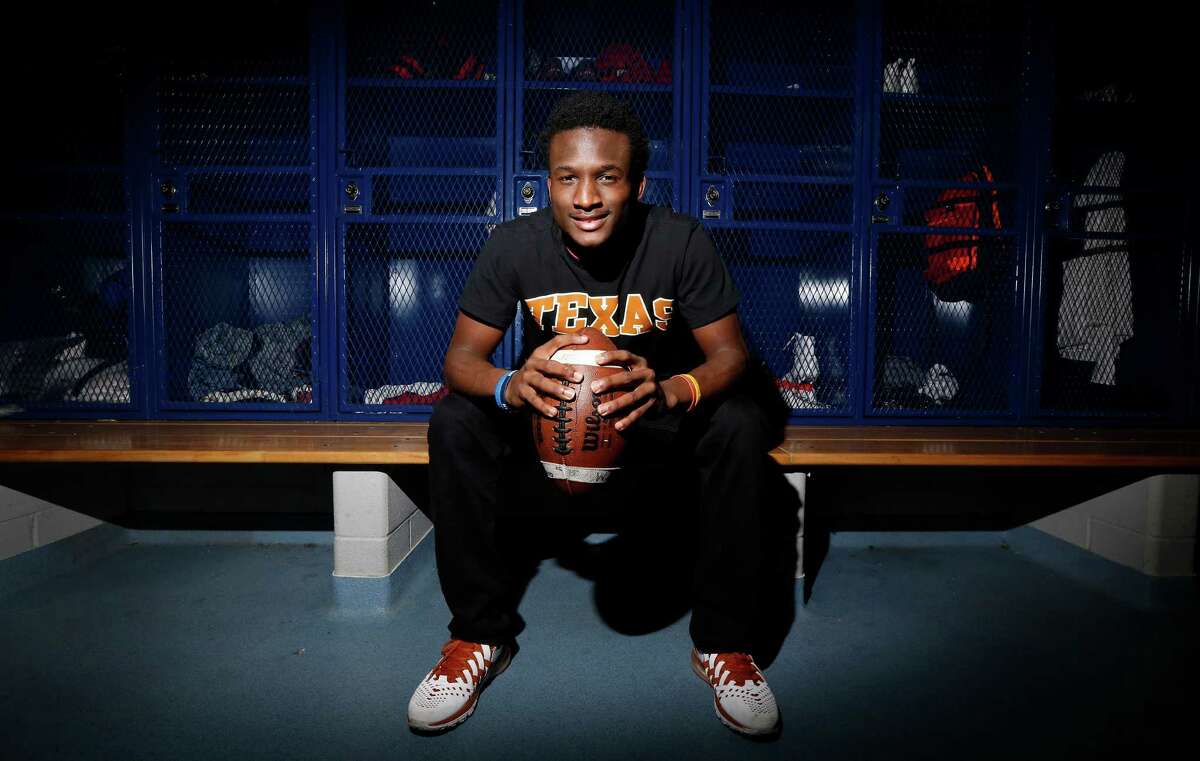 Manvel High School Wide Receiver Reggie Hemphill-Mapps, who is verbally committed to the University of Texas poses for a portrait Thursday, Jan. 14, 2016, in Manvel.