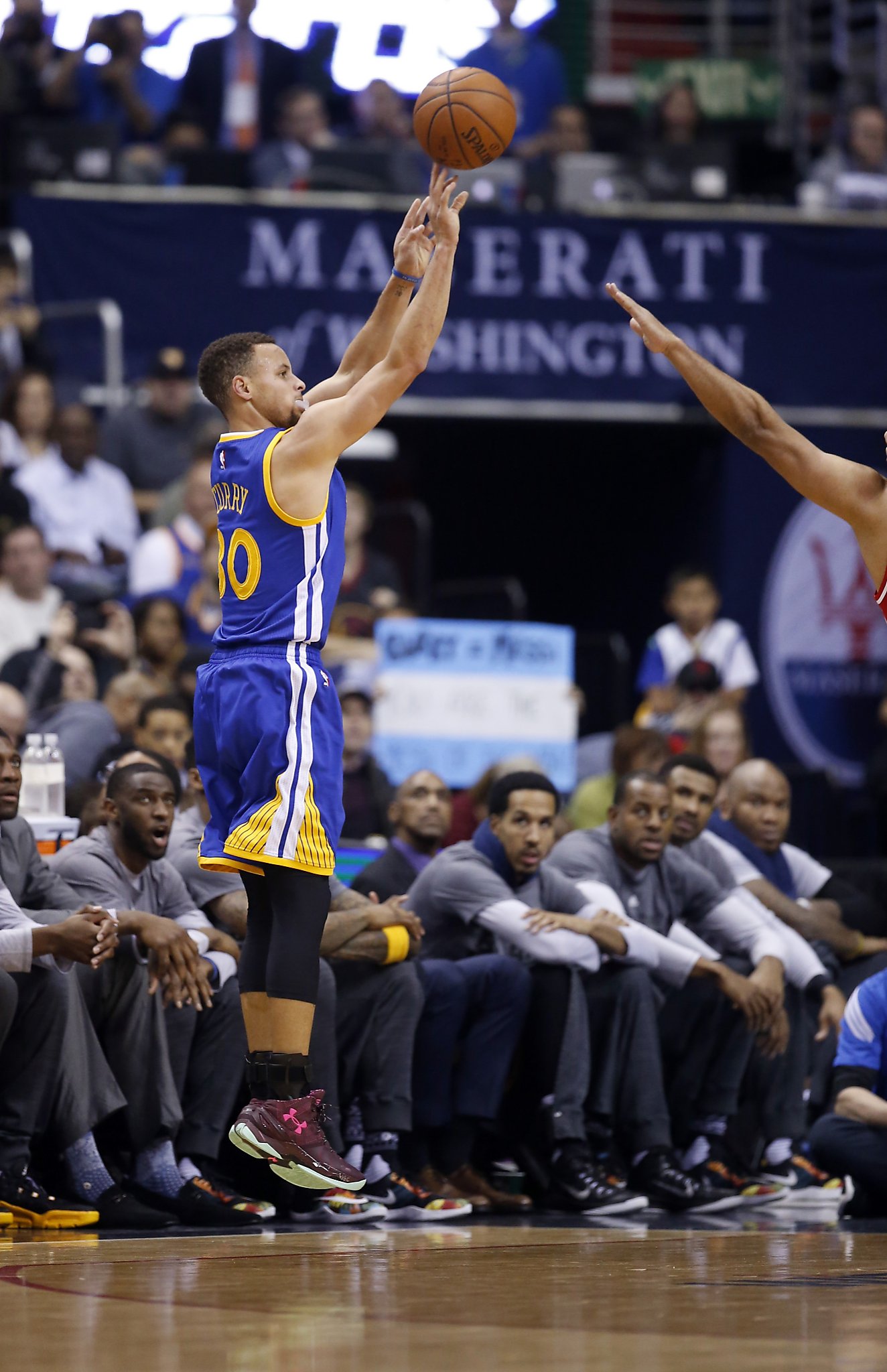 Warriors’ Stephen Curry: 51 points, 11 3s in win