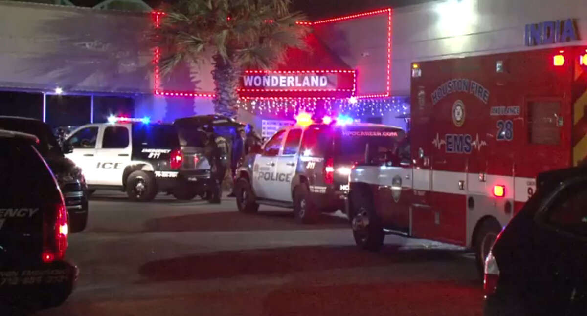 Houston rapper shot inside Wonderland strip club restroom overnight