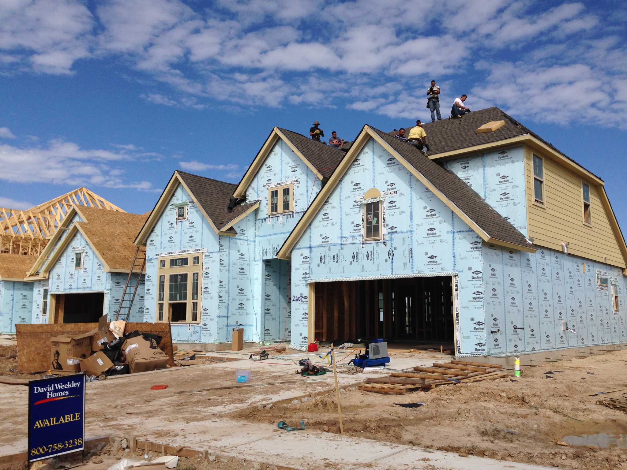 David Weekley Homes moves up on national "Housing Giants" ranking