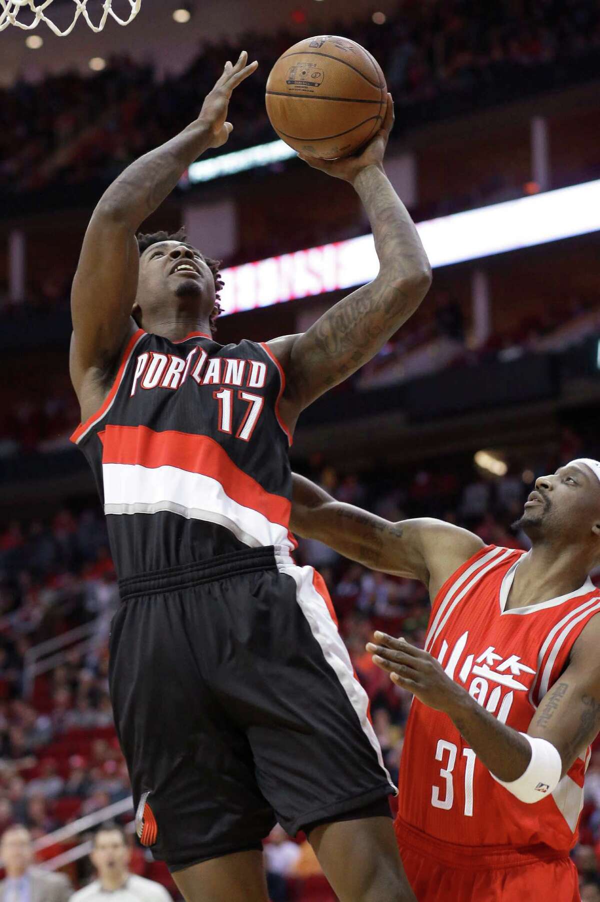 Rockets ripped by Trail Blazers