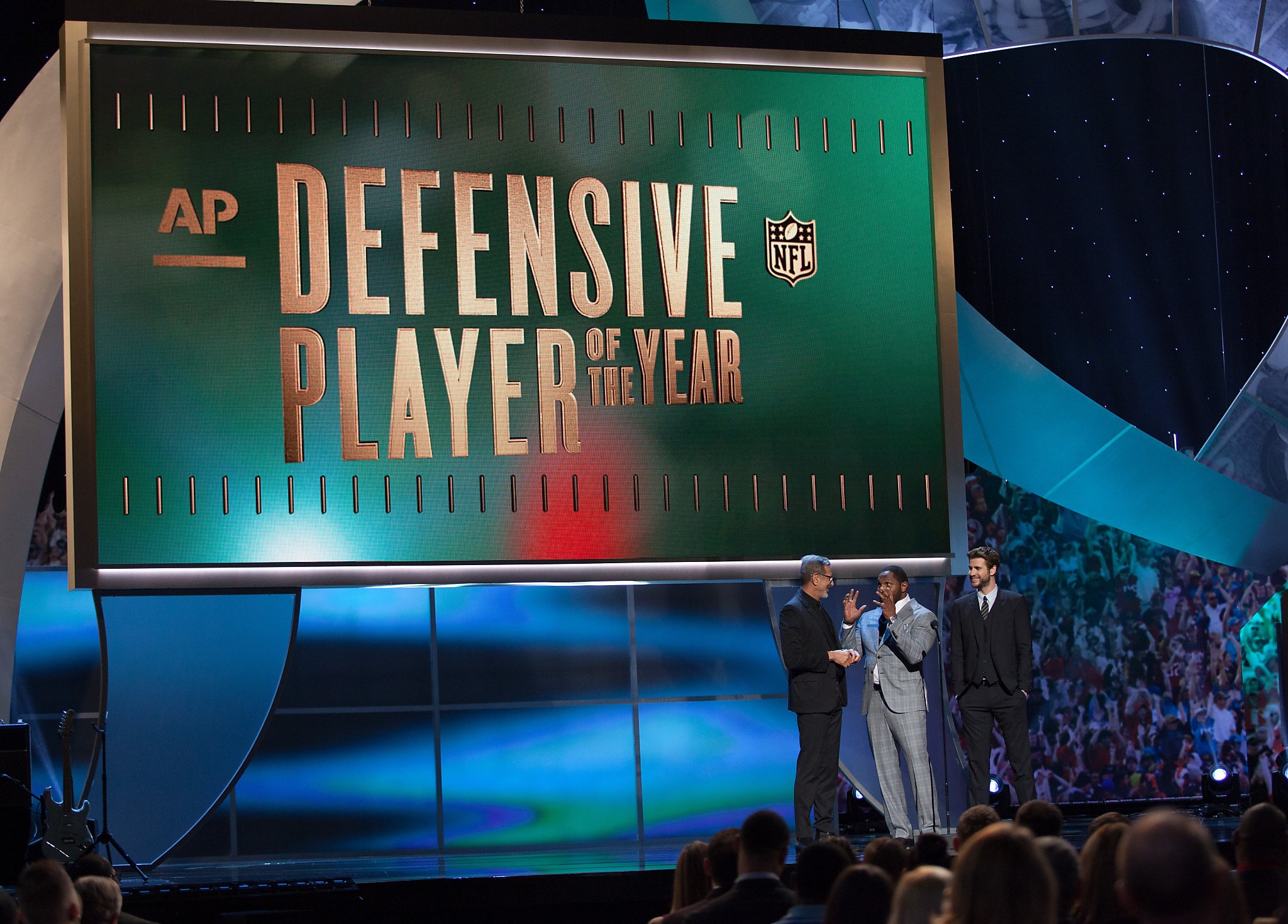 Watt wins AP Defensive Player of the Year