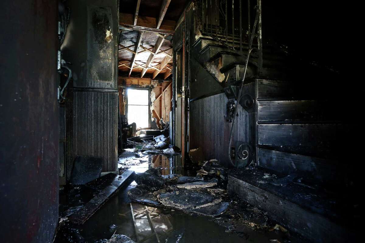 3 dead in Houston suburb house fires