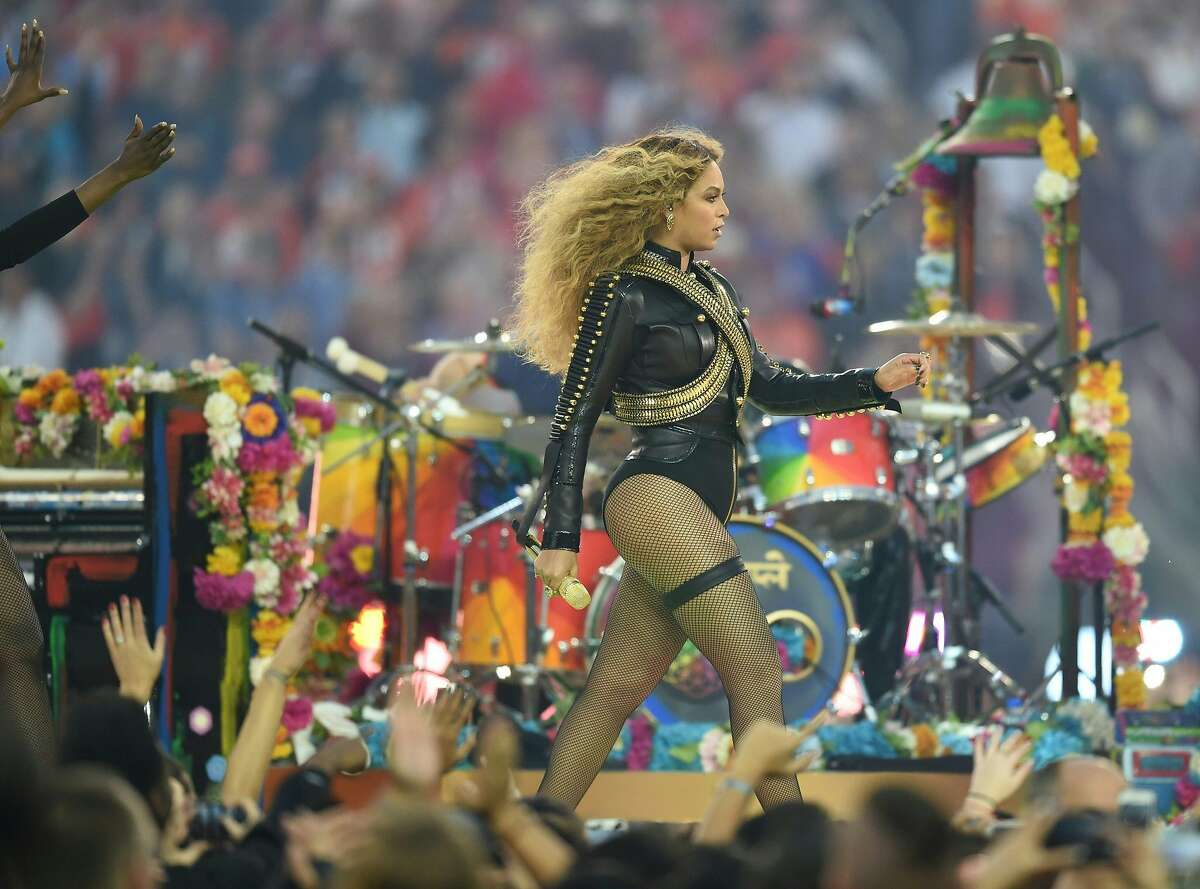 Beyonce performs during Super Bowl 50 between the Carolina Panthers and the Denver Broncos at Levi's Stadium in Santa Clara, California February 7, 2016. / AFP / TIMOTHY A. CLARYTIMOTHY A. CLARY/AFP/Getty Images