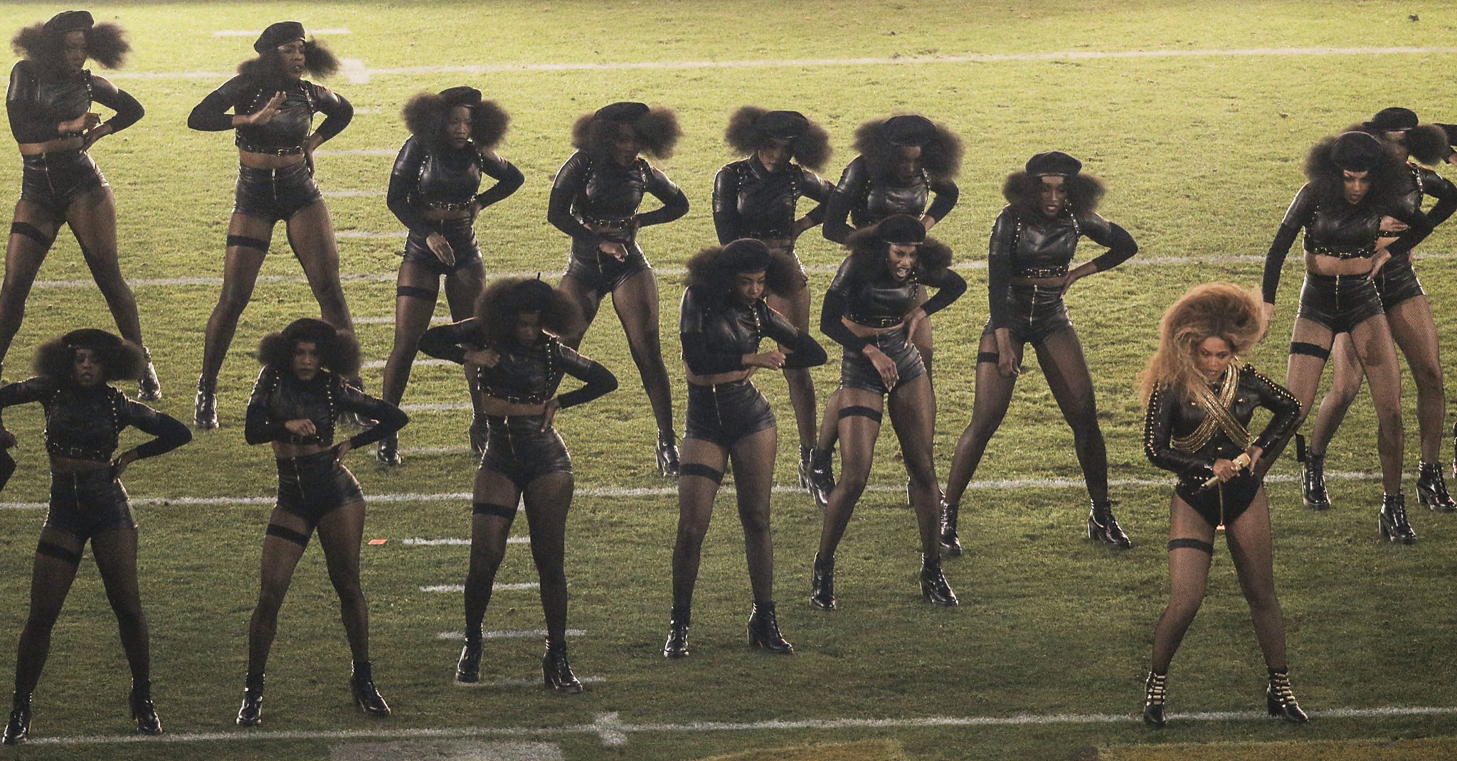 beyonce super bowl dancers