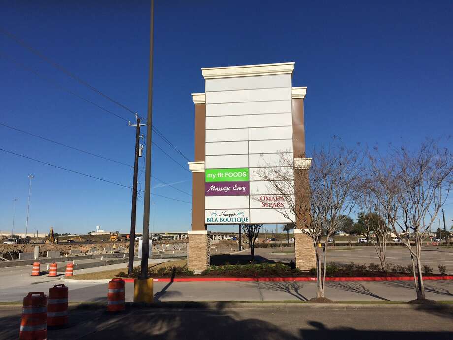 Retail Wrap New Weingarten Tenants At Baybrook Gateway Houston