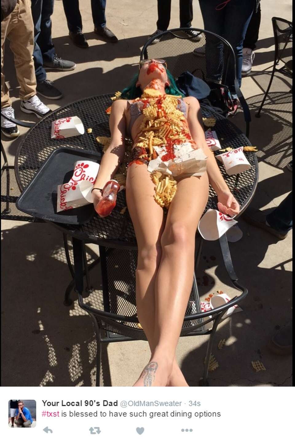 Internet reacts to nearly nude Texas State student using Chick-fil-A for  her latest art piece