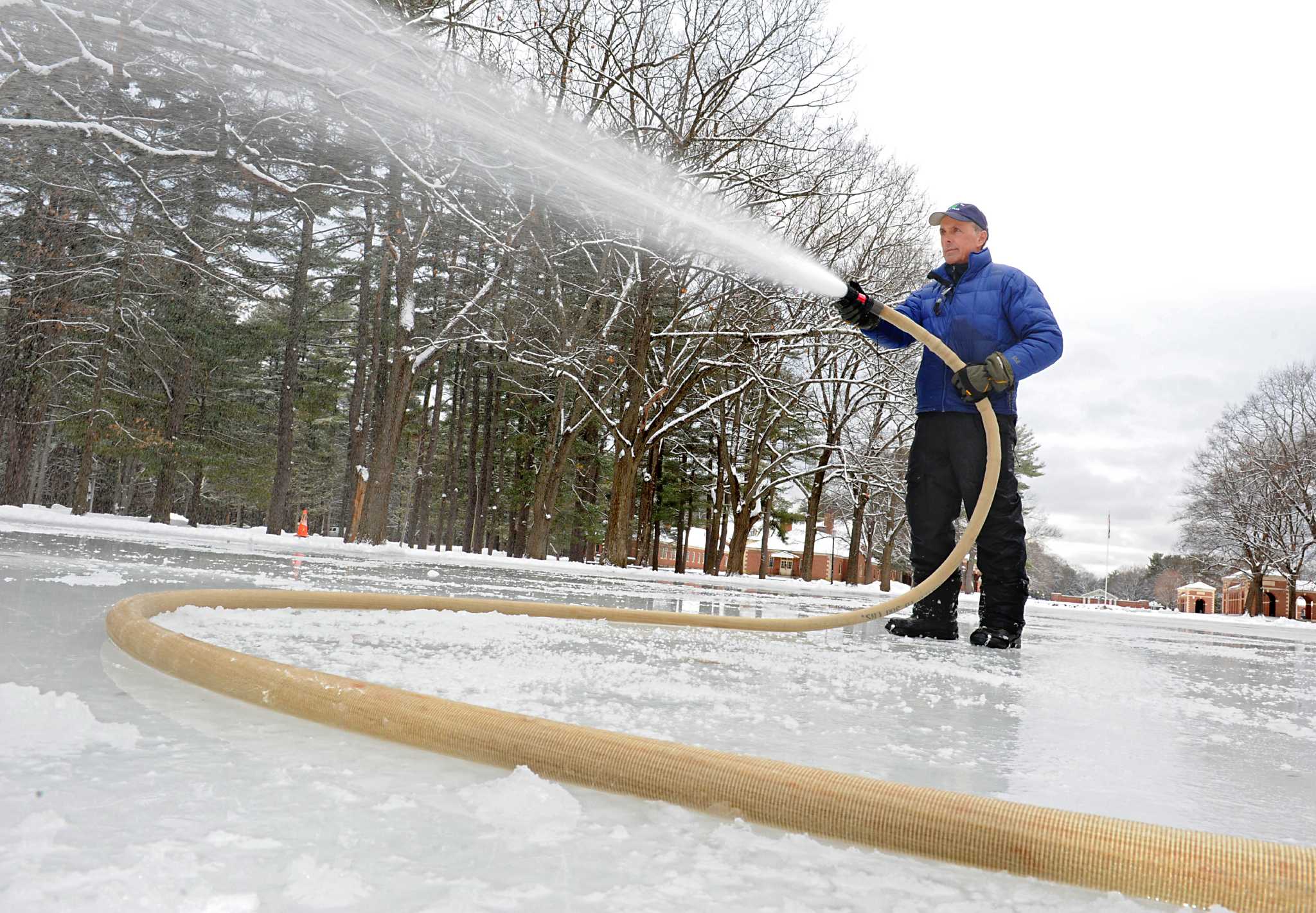 Snow tapers off; cold weather on the way